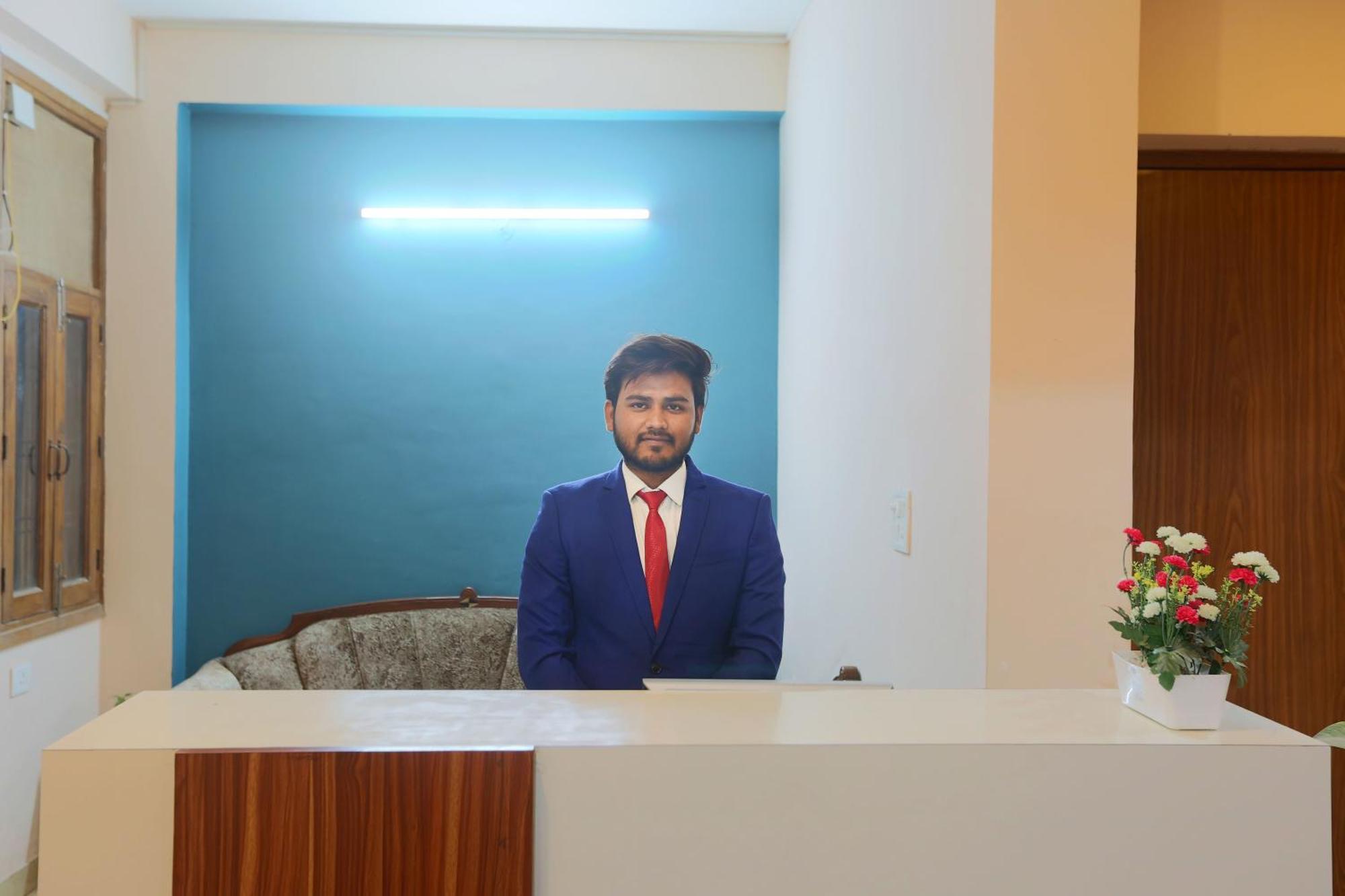 Hotel Ginger Palace - Corporate Hotel Noida Sector 62 Exterior foto