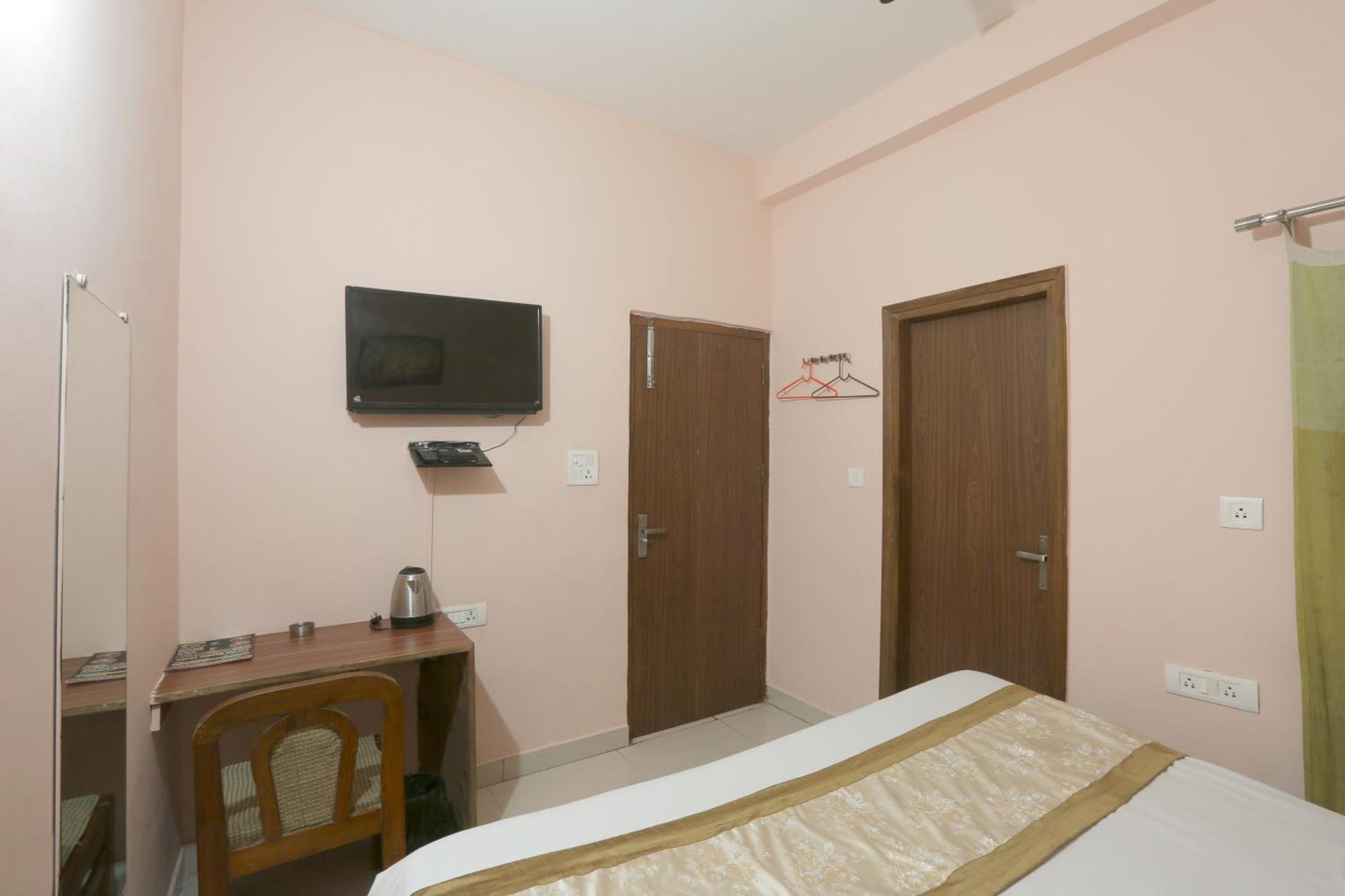 Hotel Ginger Palace - Corporate Hotel Noida Sector 62 Exterior foto